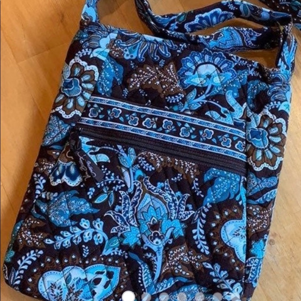 Vera Bradley hipster purse